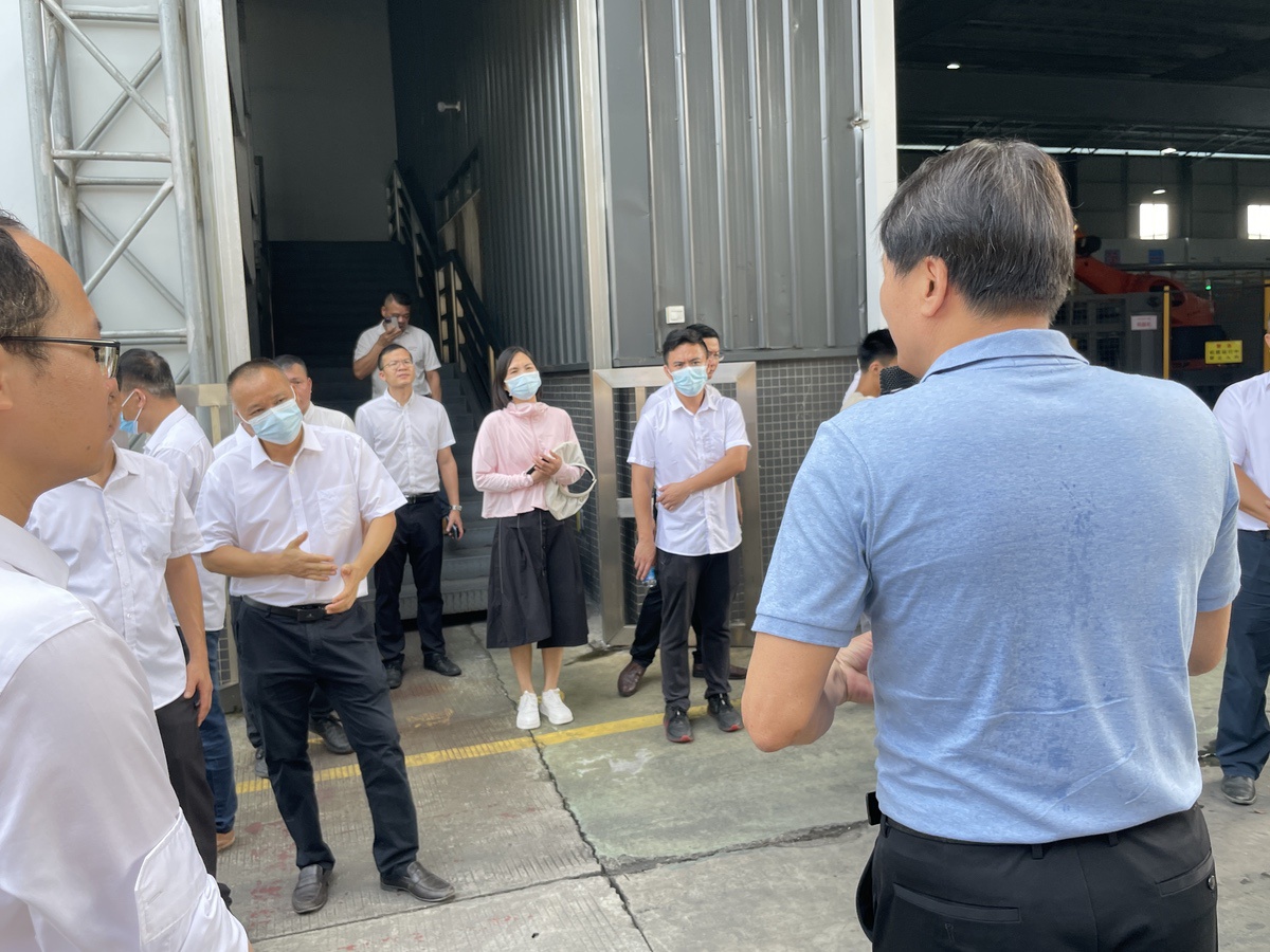 大沙镇召开四会市大沙镇全面推进“百县千镇万村高质量发展工程”工作会议。